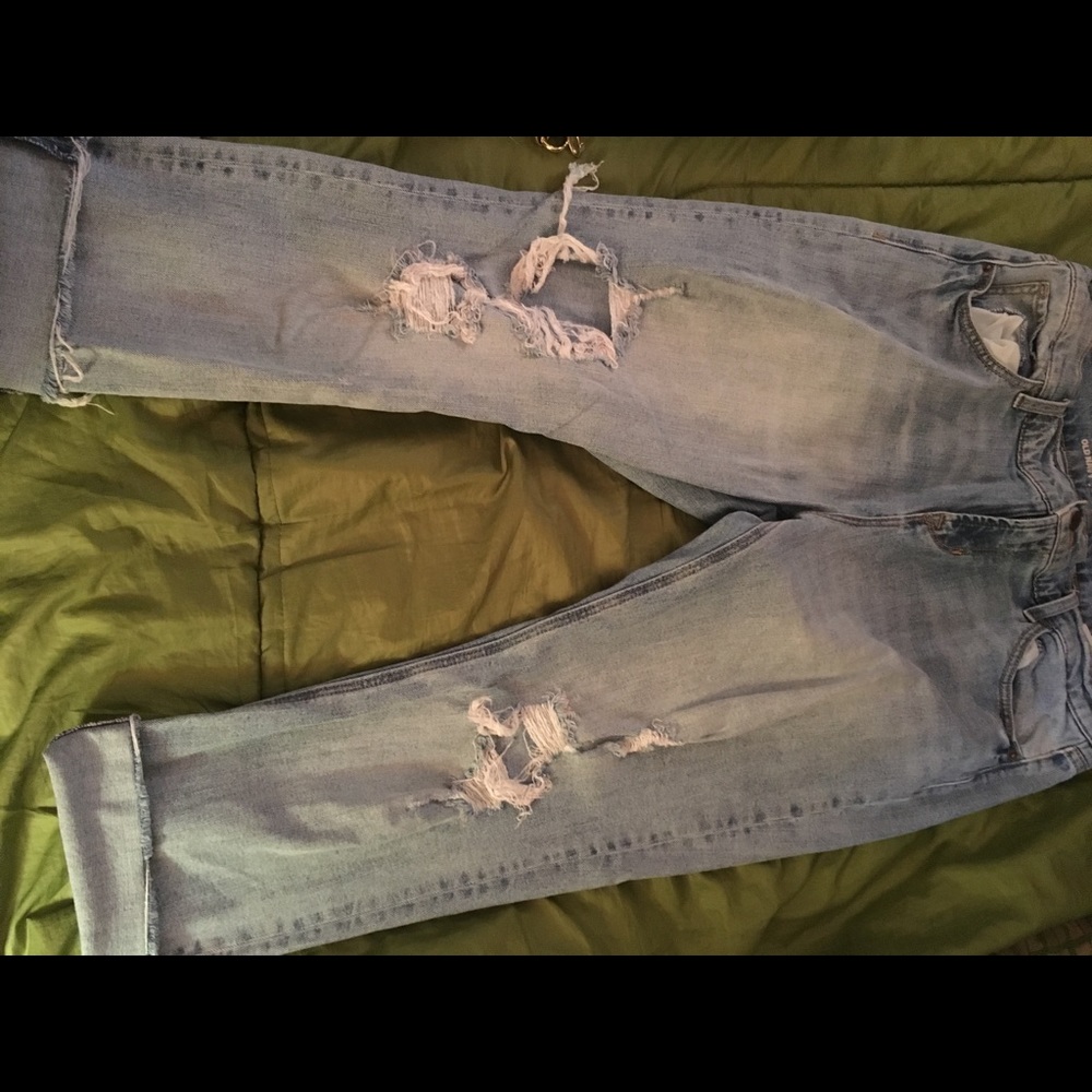 Old Navy boyfriend distressed jeans